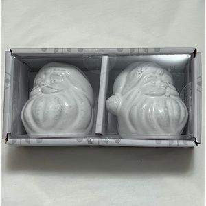 NWT Santa Claus White Salt and Pepper Shakers